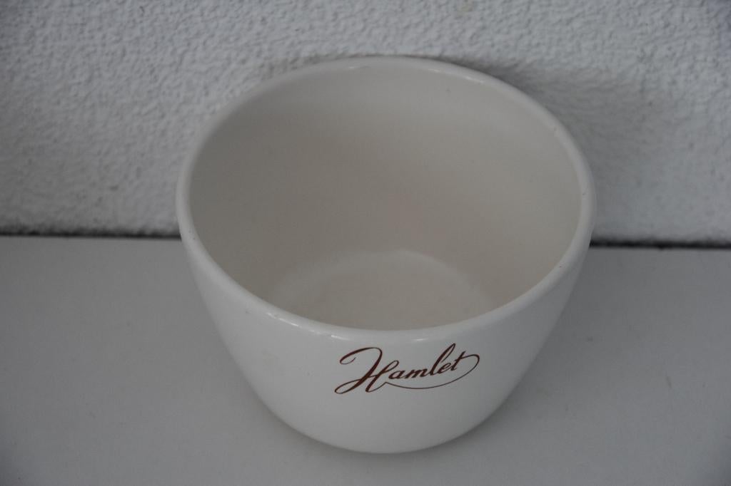 Hamlet schaaltje pinda’s chocola chips nootjes etc keramiek, Keramiek, Ophalen of Verzenden, Overige stijlen, Schaal of Schalen