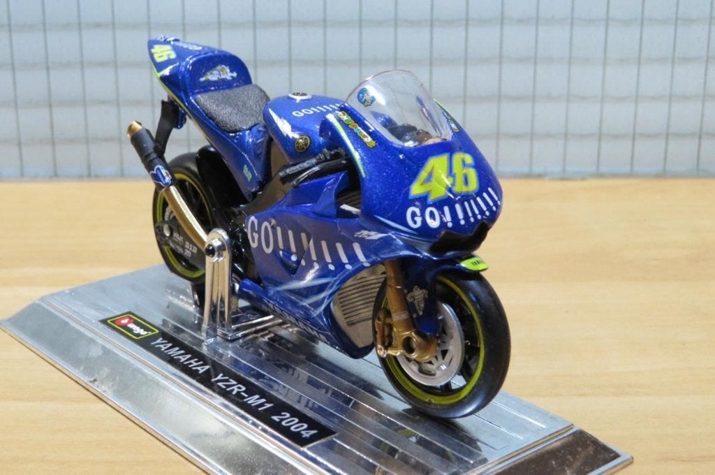 Valentino Rossi Yamaha YZR-M1 2004 1:18 Bburago, MayCheong, Nieuw, Ophalen of Verzenden, Motor