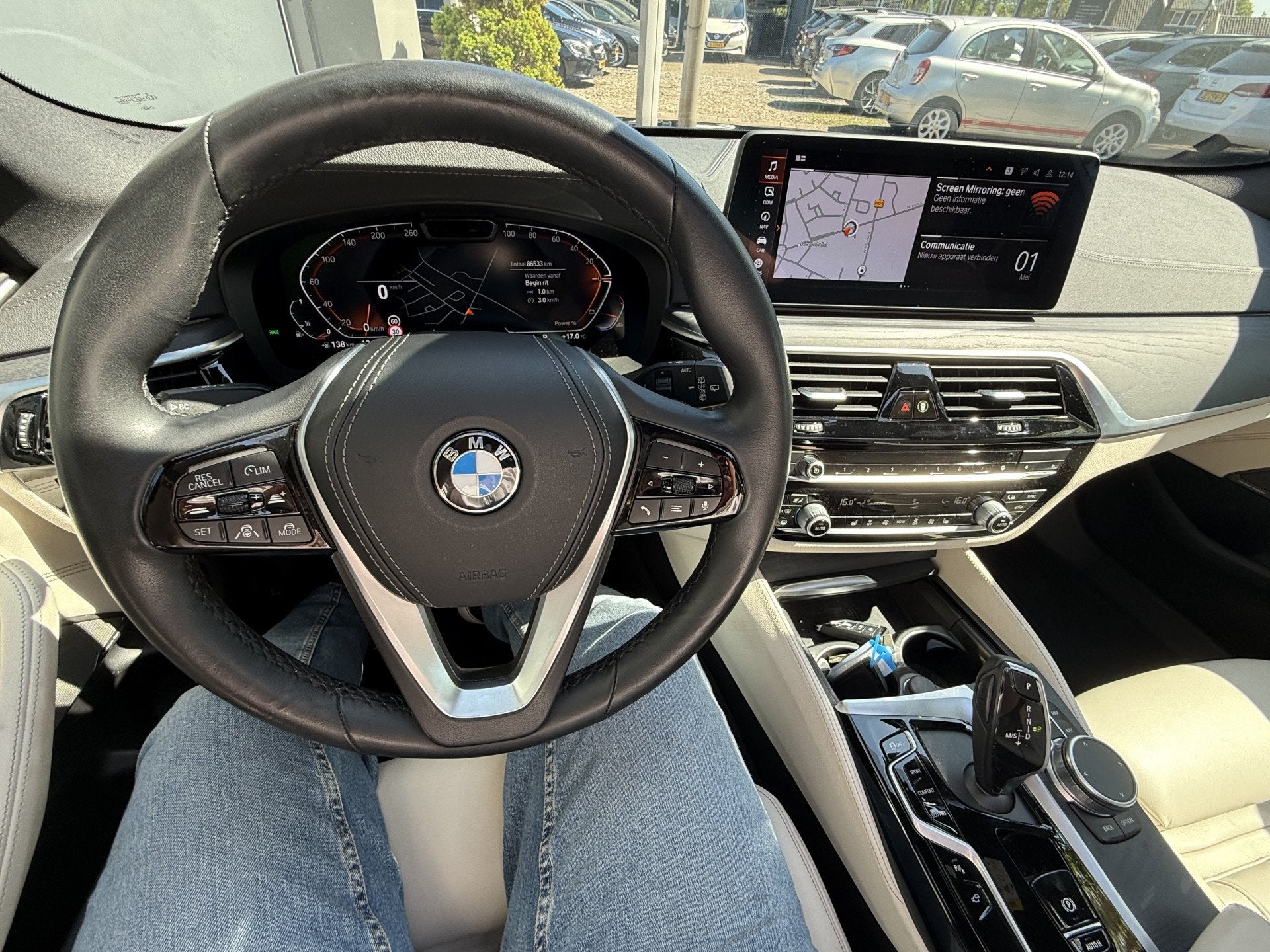 Foto 10 van BMW 5 Serie Touring 520i High Executive | Pano | Leder | 04-