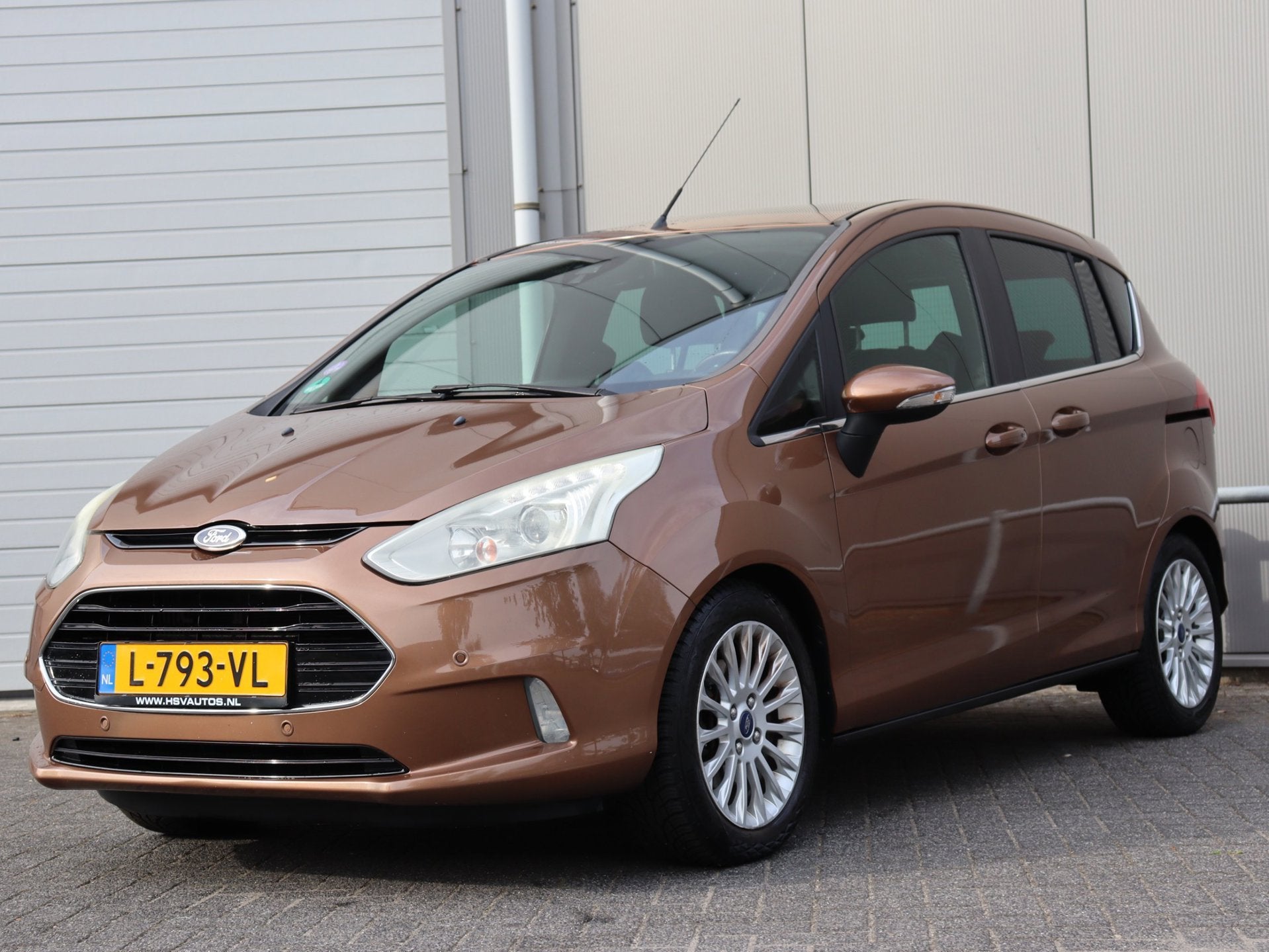 Foto 7 van Ford B-Max 1.0 EcoBoost Titanium navi LM airco