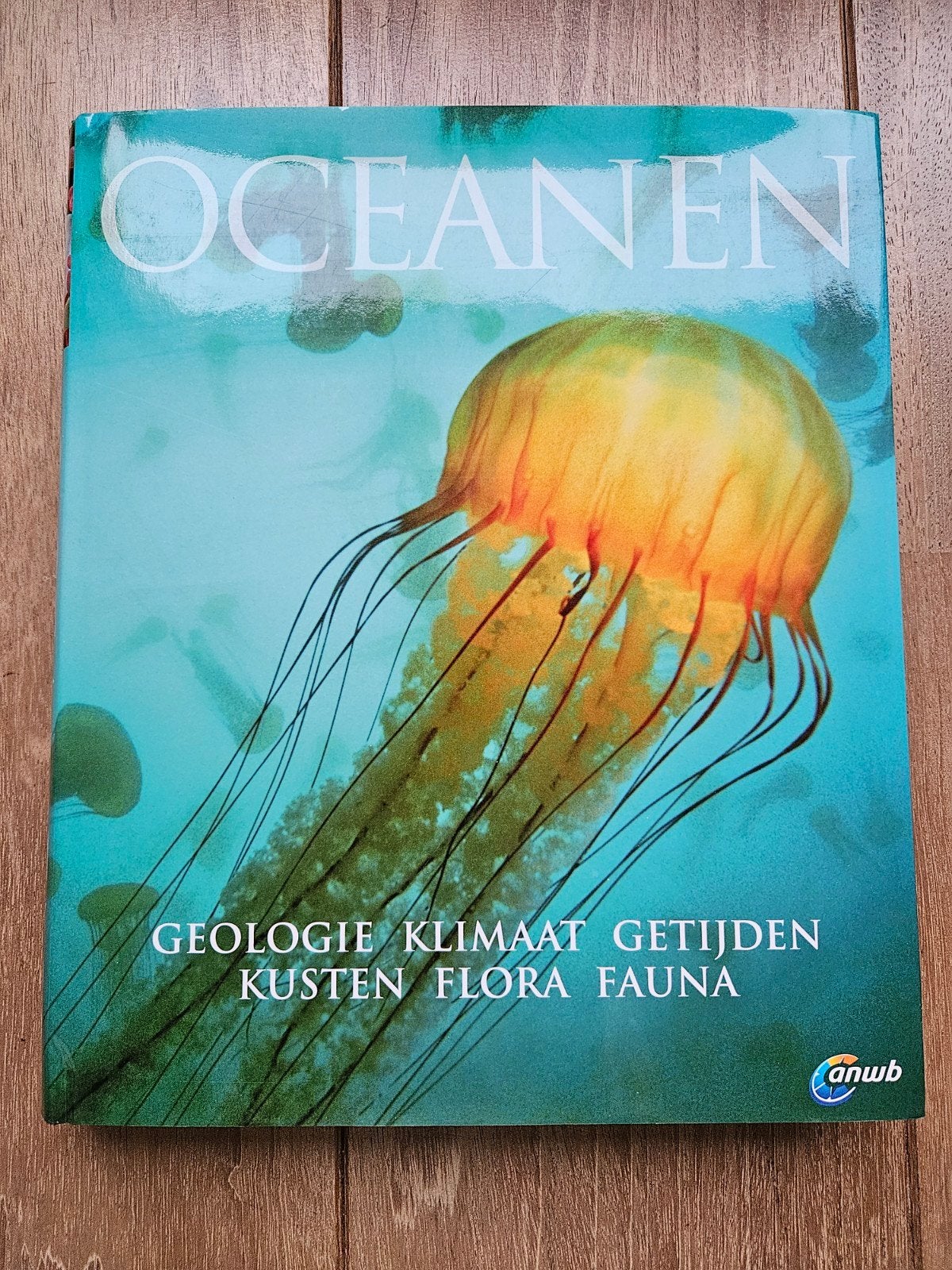 Boek "Oceanen", Ophalen of Verzenden, Zo goed als nieuw, Natuur algemeen, ANWB