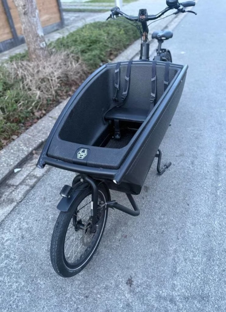 Urban Arrow, Fietsen en Brommers, Fietsen | Bakfietsen, Gebruikt, Overige merken, 3 kinderen, Elektrisch, Huif, Schijfrem, Ophalen