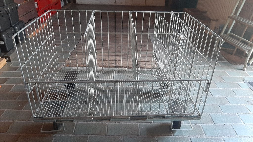 Verrijdbare gaascontainer. 95x57x66h, Ophalen, Gebruikt, 250 mm of meer, Overige typen