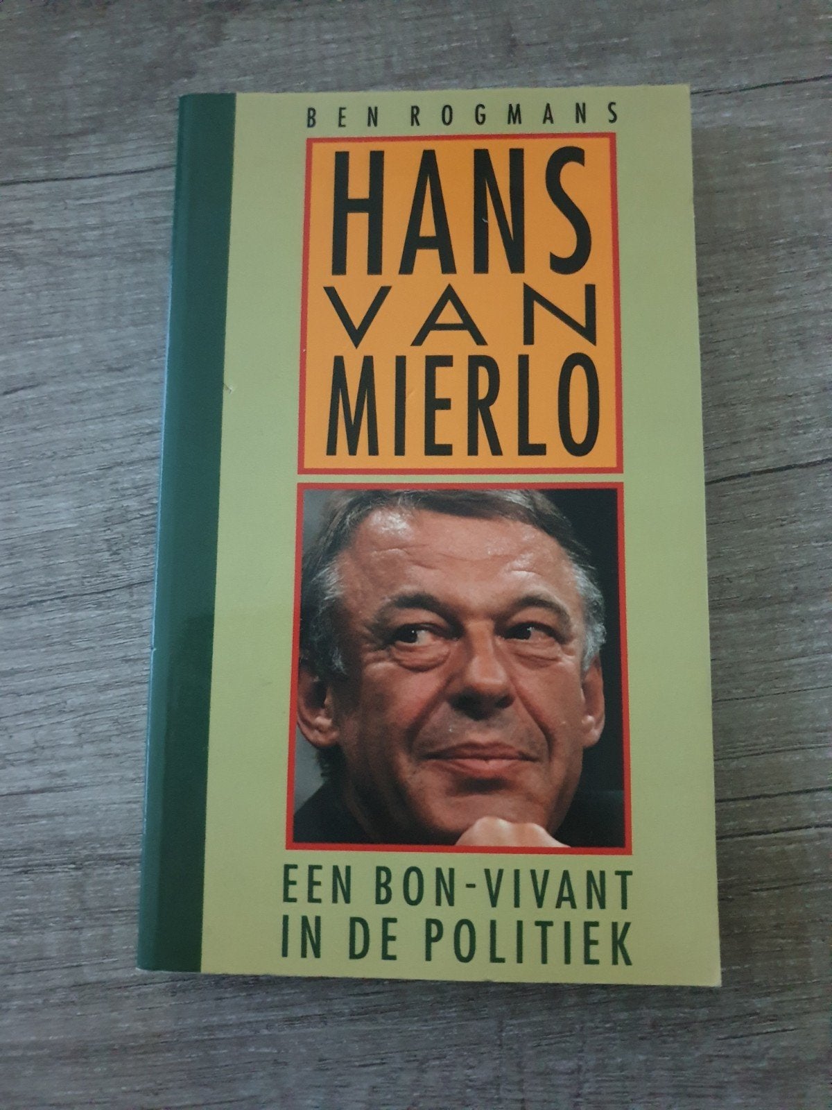 Hans van Mierlo: Een bon-vivant in de politiek, Boeken, Ophalen of Verzenden, Gelezen, Ben Rogmans