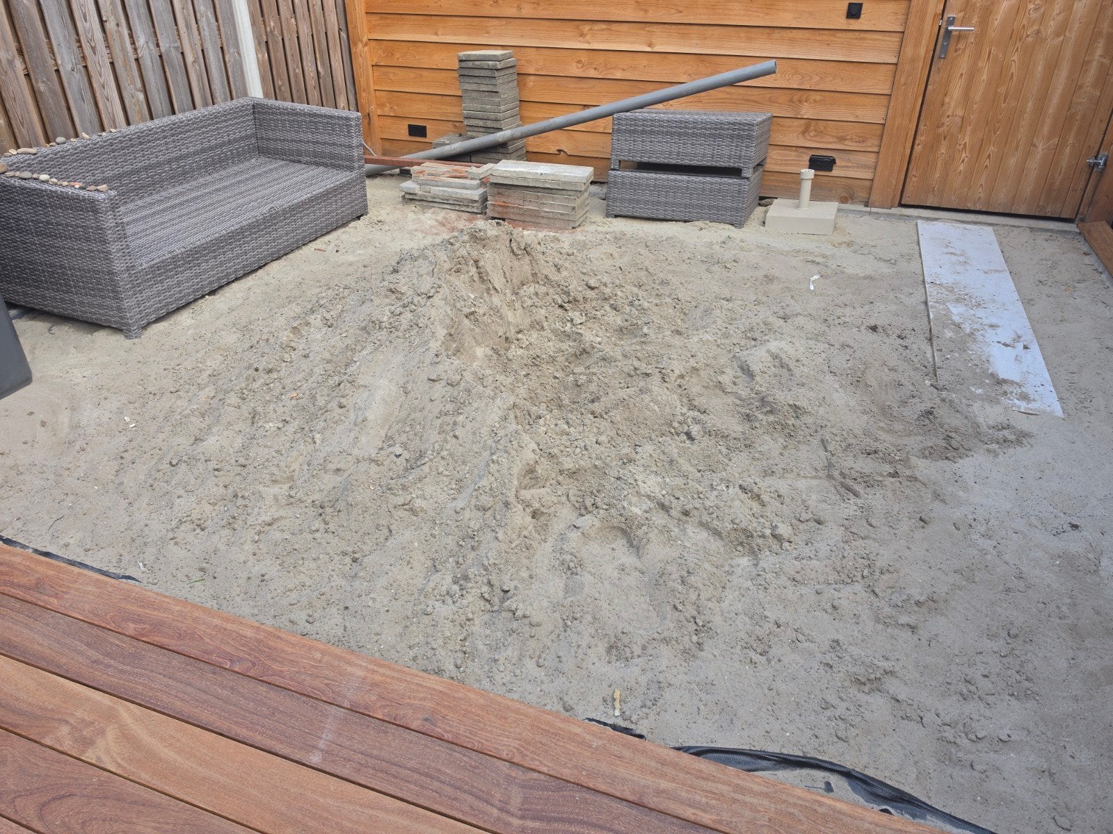 Geel zand voor tuin en bestrating, Ophalen of Verzenden, Gebruikt, Ophoogzand
