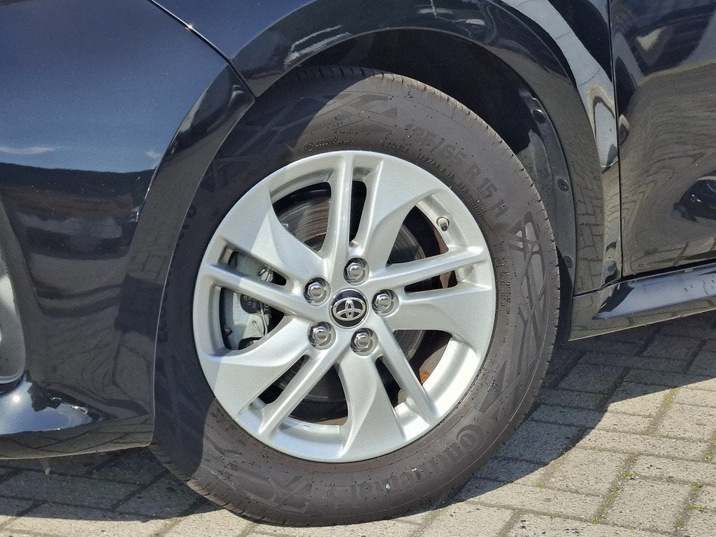 Toyota Yaris 1.5 Hybrid 115 Active | Android Auto/Apple Carp, Gebruikt, 450 kg, Zwart, Bedrijf