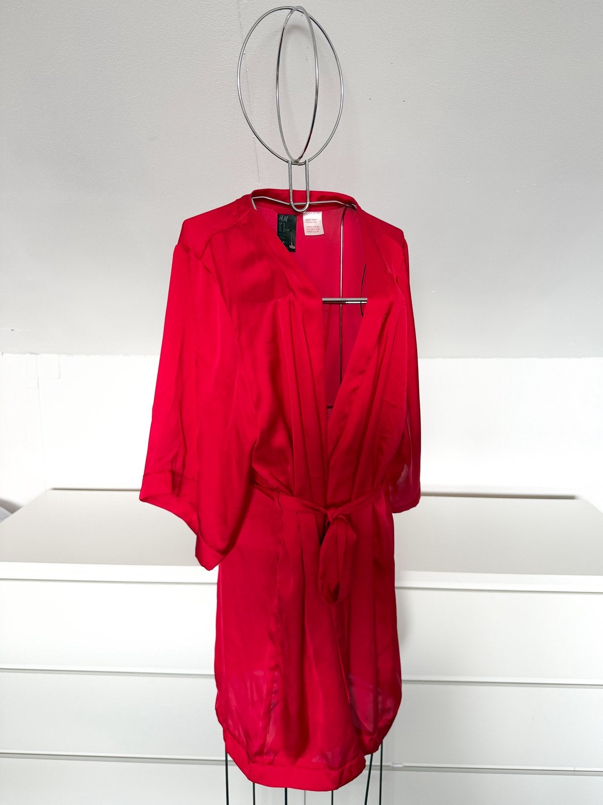 Rode satijnlook badjas/kaftan maat M/38 - H&M, Kleding | Dames, Ophalen of Verzenden, Rood, Badjas