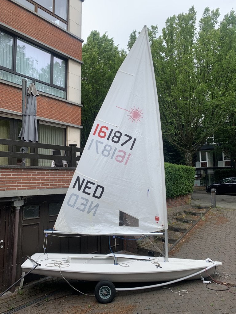 Laser Standaard Raceuitvoering, Watersport en Boten, Ophalen, Gebruikt, Minder dan 15 m², Overige typen
