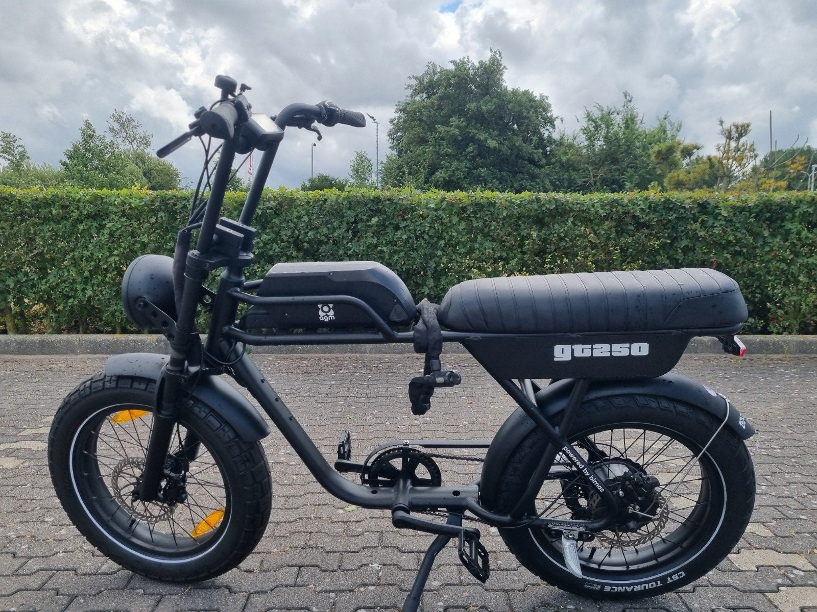 AGM GT250 E-bike - Fatbike - Zo goed als nieuw, Ophalen of Verzenden