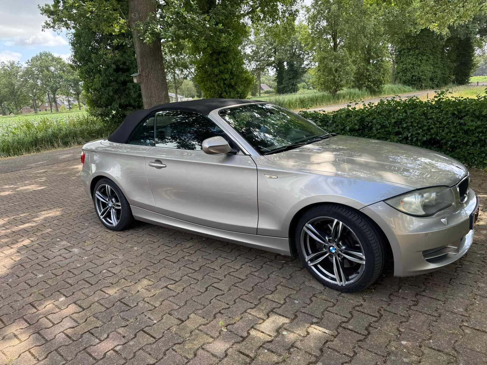BMW 1-Serie 2.0 D 123D 150KW Cabrio 2011 Grijs, 1-Serie, Achterwielaandrijving, 1995 cc, 4 cilinders