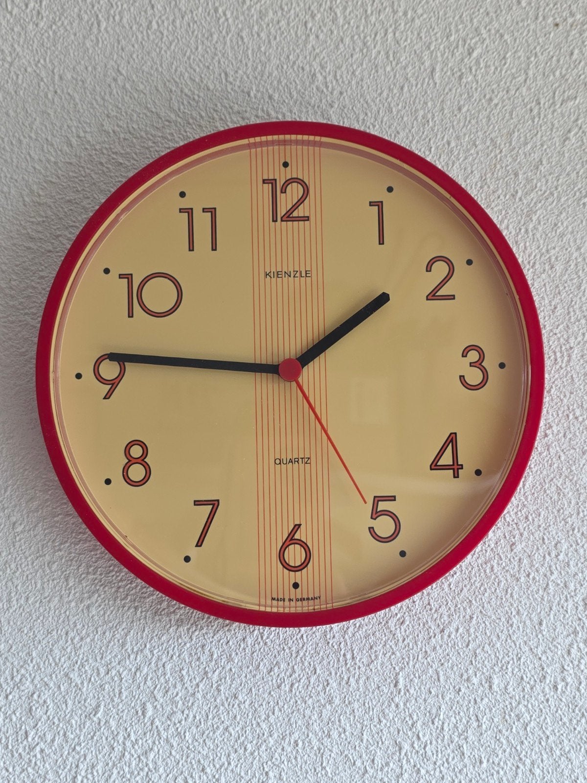 Vintage Kienzle klok rood 22 cm diameter wandklok keukenklok, Wandklok, Vintage, Analoog, Onbekend