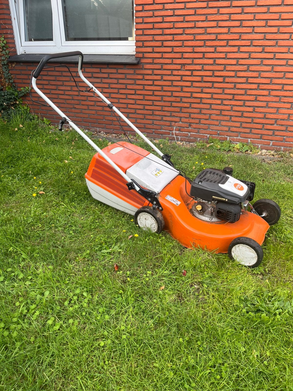 Stihl RM 253.2 grasmaaier, Ophalen, Zo goed als nieuw, Opvangbak, Benzine-grasmaaier