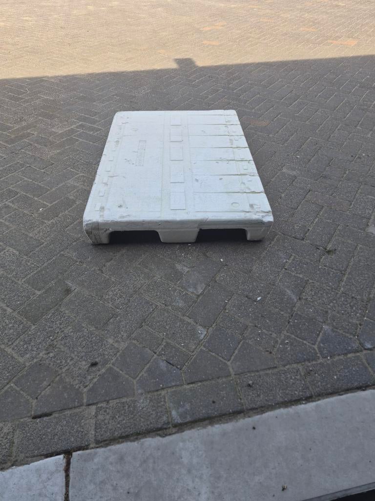 Witte tempex pallet - 40 stuks ongeveer, Ophalen, Gebruikt, Overige materialen, 50 tot 100 mm