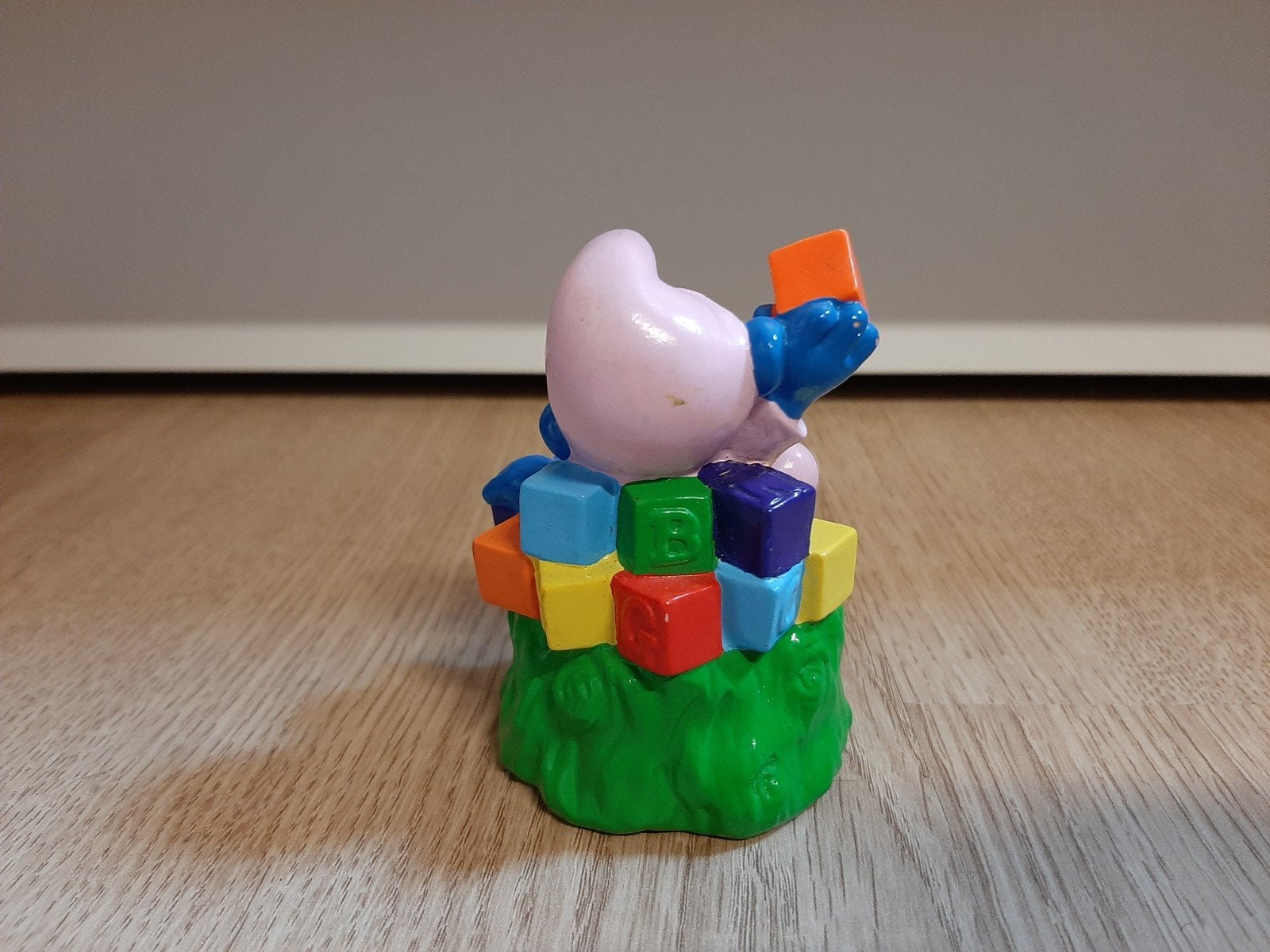 De Smurfen snoepdop kleuter smurf met blokken, Verzamelen, Smurfen, Ophalen of Verzenden