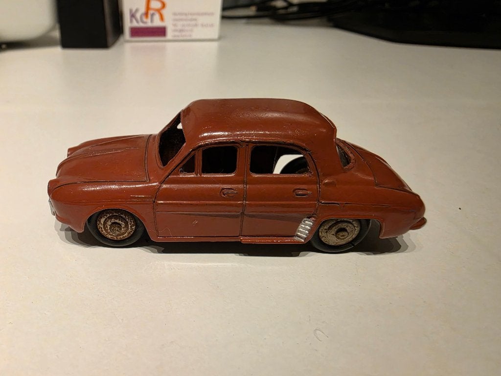 Renault Dauphine , Dinky toys 1/43, Ophalen of Verzenden, Gebruikt, Auto, Dinky Toys
