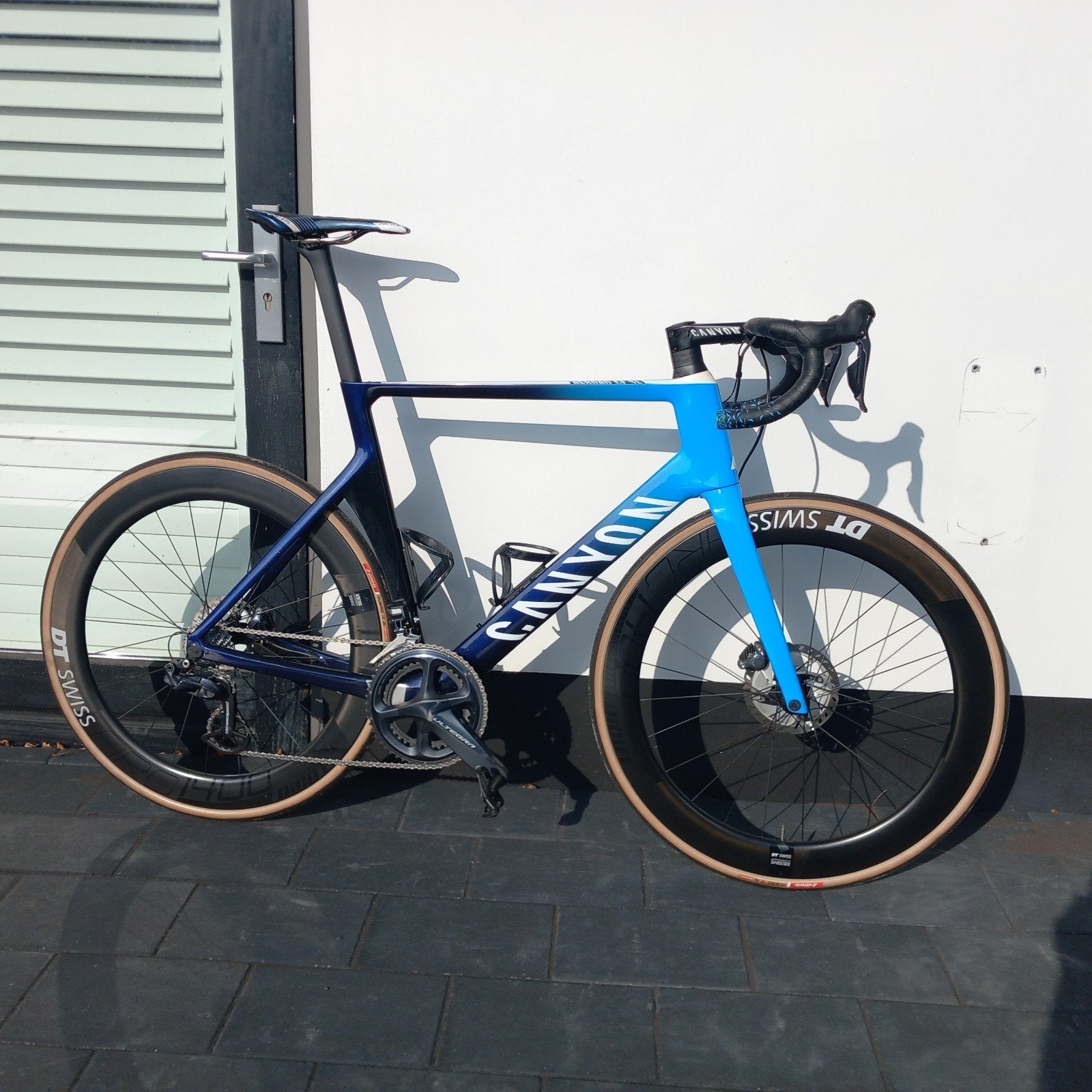 Canyon Aeroad CF SLX 7.0 DI2 met DT Swiss ARC 1400 Dicut, 28 inch, Zo goed als nieuw, 57 tot 61 cm, Meer dan 20 versnellingen