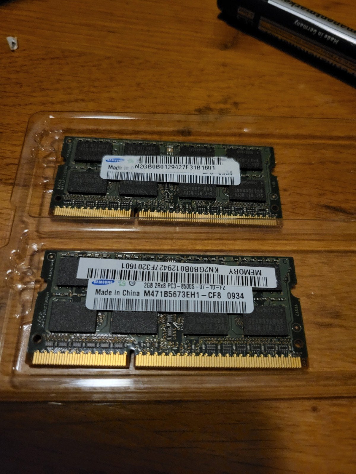 2x 2GB DDR3 RAM pc3-8500S Laptop, DDR3, Ophalen of Verzenden, Zo goed als nieuw, Laptop
