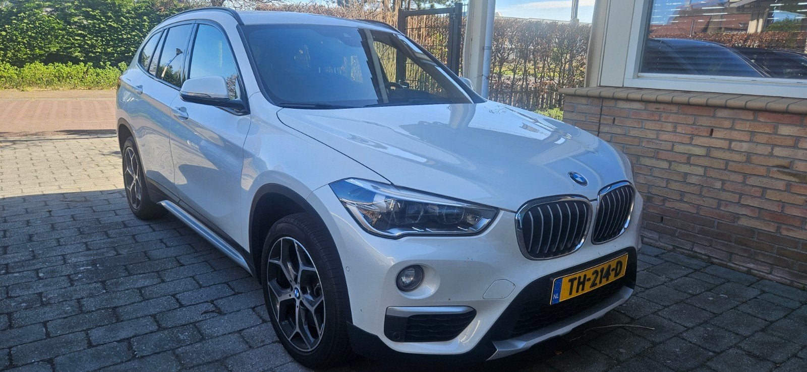 BMW X1 Sdrive20i 192pk Aut 2018 Wit, 1998 cc, 1800 kg, Beige, Wit