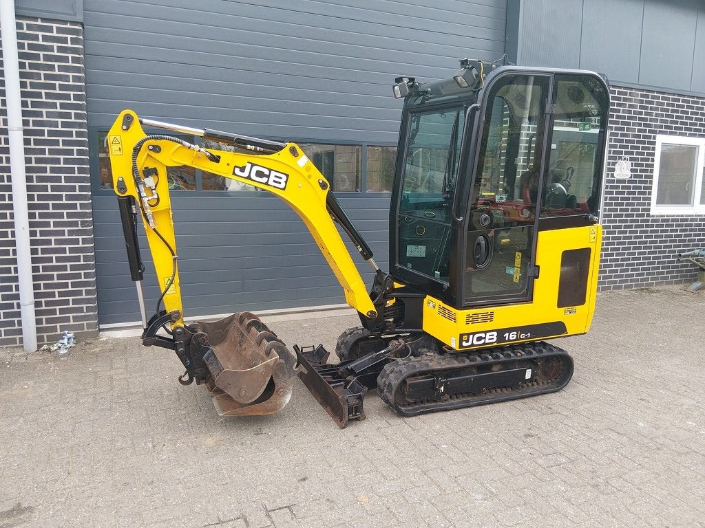 JCB 16 C-1 Minigraver, JCB Deutsc, Info@jcb.com, Europaallee 113a
50226  Frechen, DE, Graafmachine