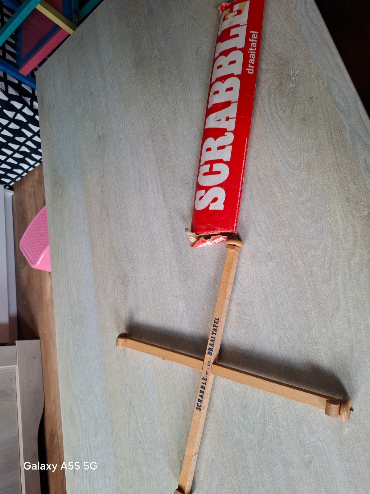 Vintage Scrabble Draaitafel - Houten Onderstel, Hobby en Vrije tijd, Gezelschapsspellen | Bordspellen, Gebruikt, J.W. Spear & Sons
