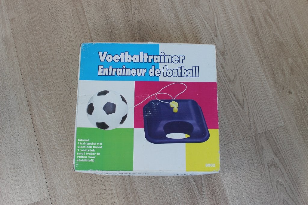Voetbaltrainer met waterreservoir, Sport en Fitness, Voetbal, Ophalen, Nieuw, Overige typen