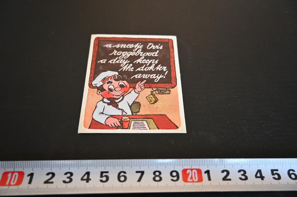 sticker Strip a sneetje OVIS roggebrood a day keeps the dokt, Verzamelen, Ophalen, Zo goed als nieuw