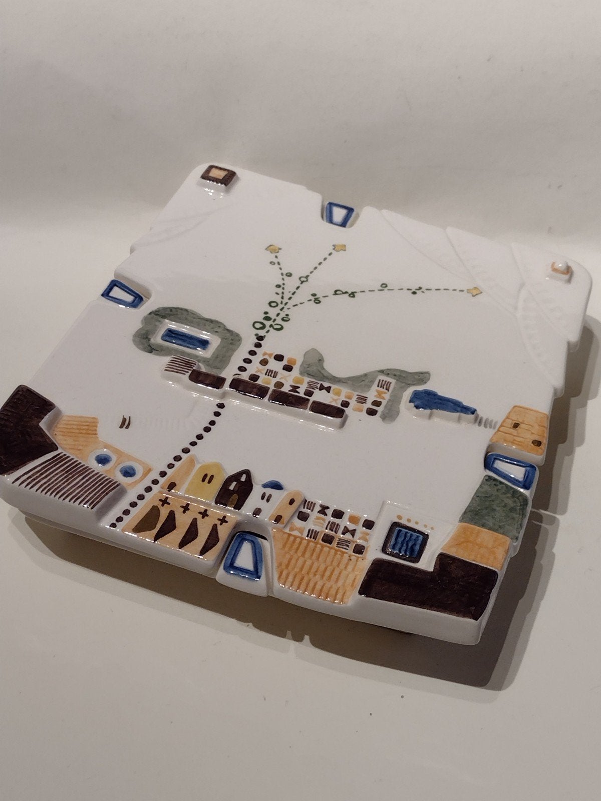 keramieke bonbondoos Royal Goedewaagen / Marieke Bouman 2009, Antiek en Kunst, Ophalen