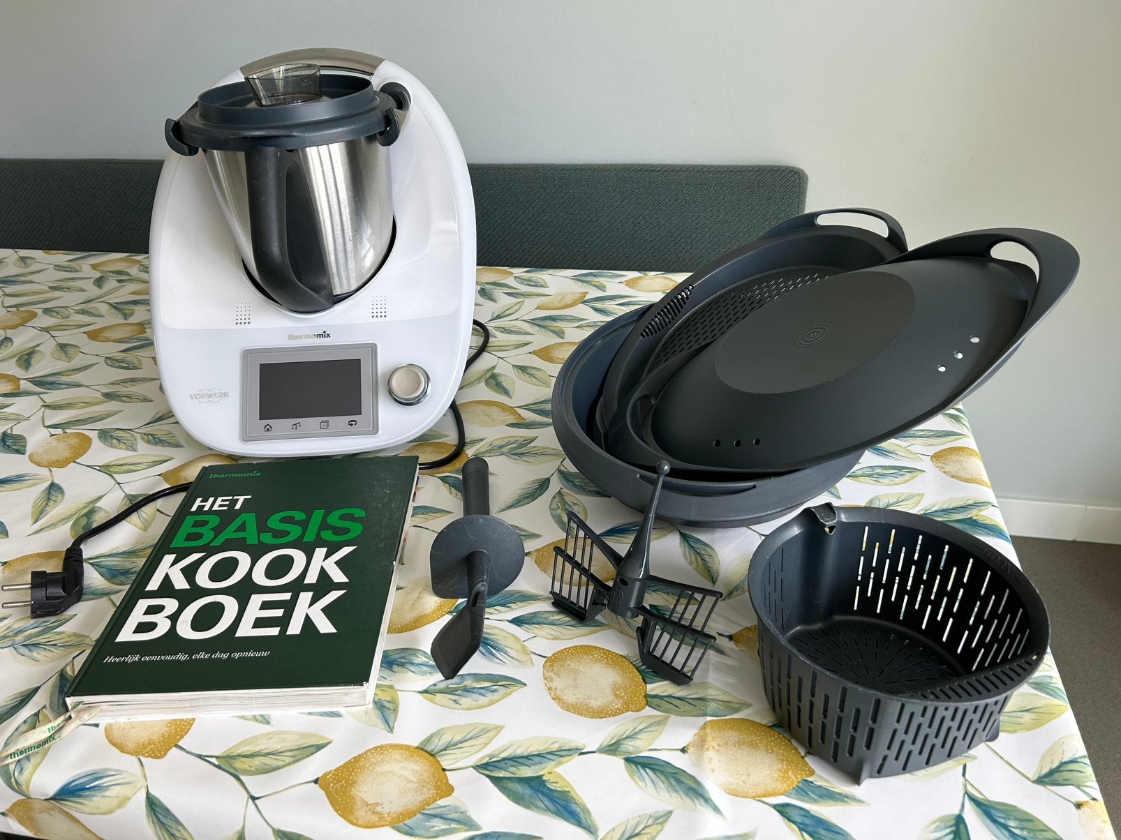Thermomix TM 5, Witgoed en Apparatuur, Keukenmixers, Ophalen, 3 snelheden of meer, Zo goed als nieuw, 2 tot 3 liter
