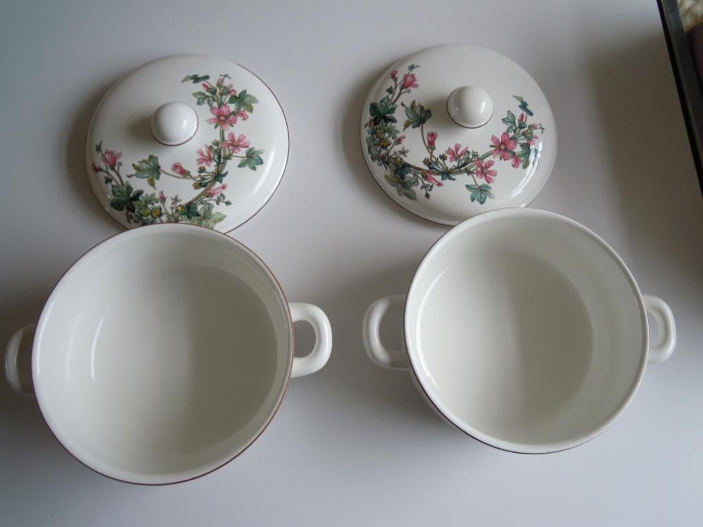 2 Villeroy & Boch dekschalen, Ophalen of Verzenden, Zo goed als nieuw, Bord(en), Wedgwood