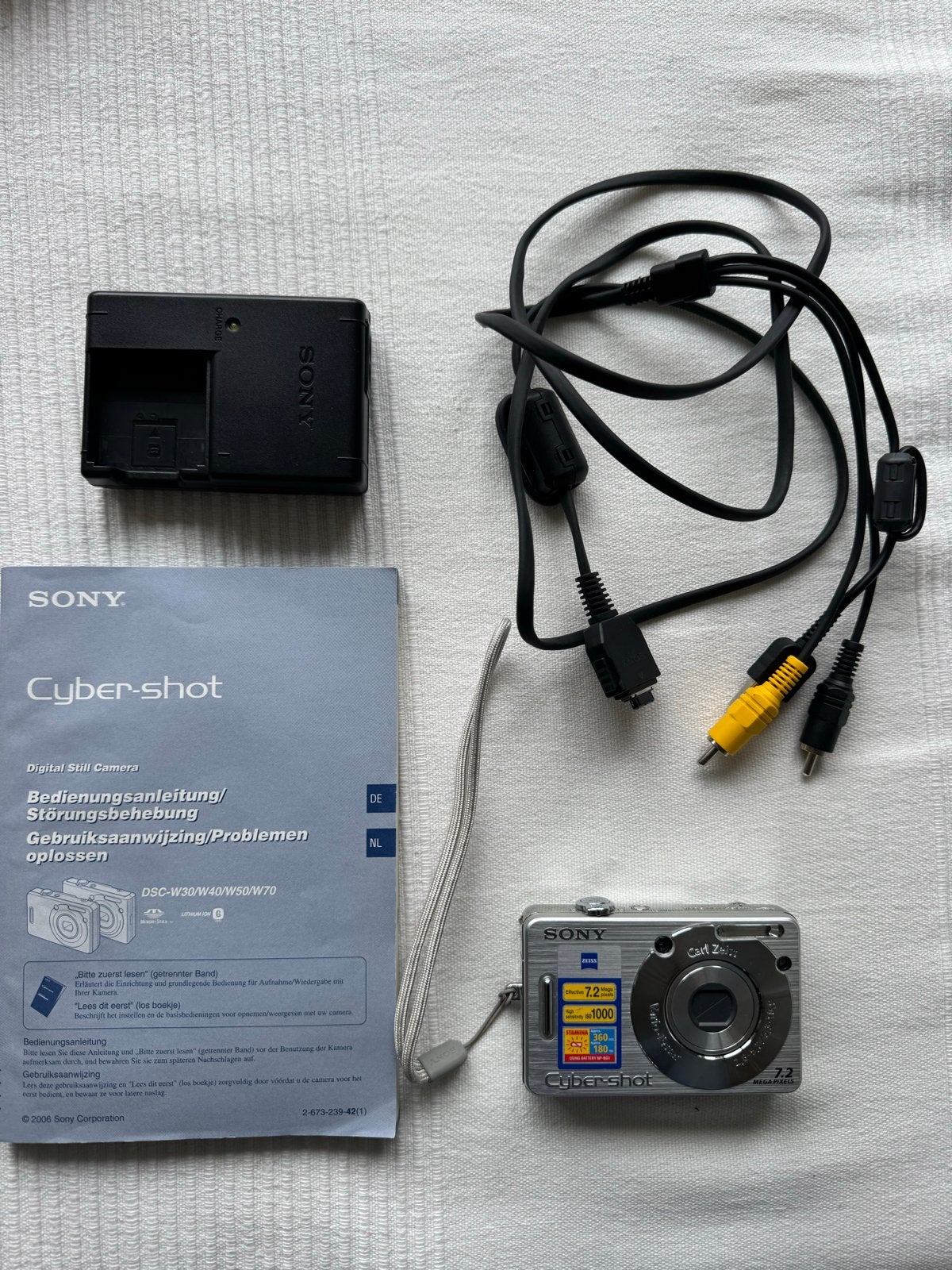 Sony Cyber-shot DSC-W70 Digitale Compactcamera, Gebruikt, Compactcamera, Accu, Sony