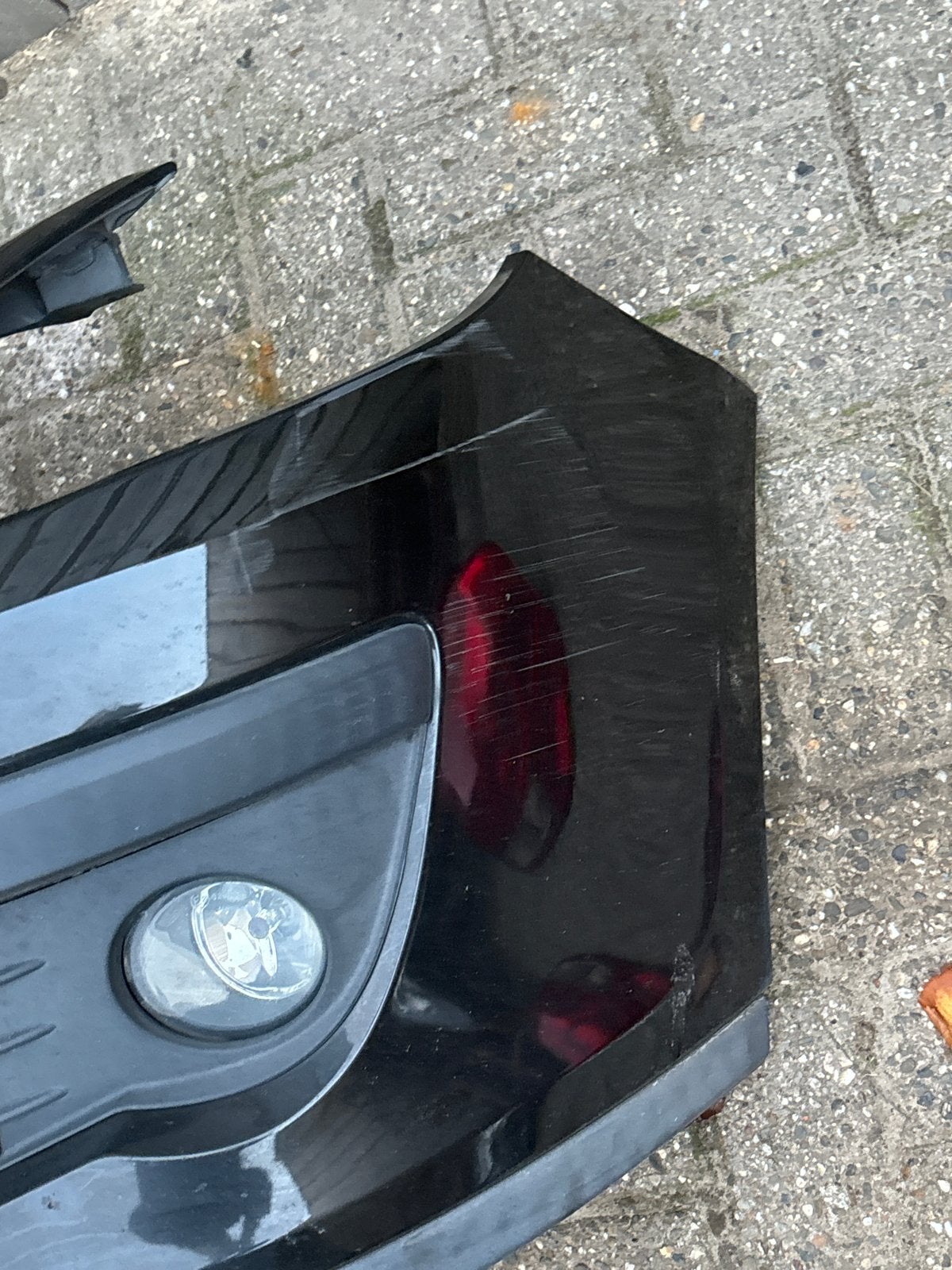 Renault Clio 3 voorbumper met mistlampen (2005) kleurc NV676, Ophalen, Gebruikt, Bumper, Renault