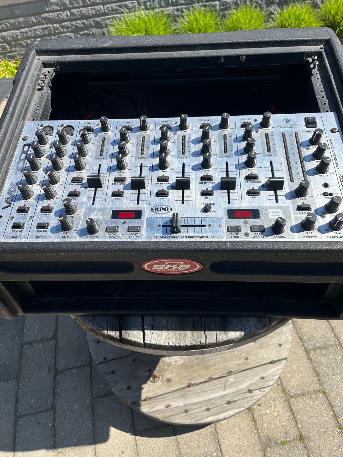 Behringer Pro Mixer VMX1000 DJ Mixer, Ophalen of Verzenden, Gebruikt