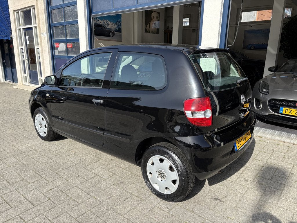 Volkswagen Fox 1.2 Trendline DEALER OND/TOPSTAAT/NL AUTO, Auto's, Volkswagen, Voorwielaandrijving, 4 stoelen, 1198 cc, Origineel Nederlands