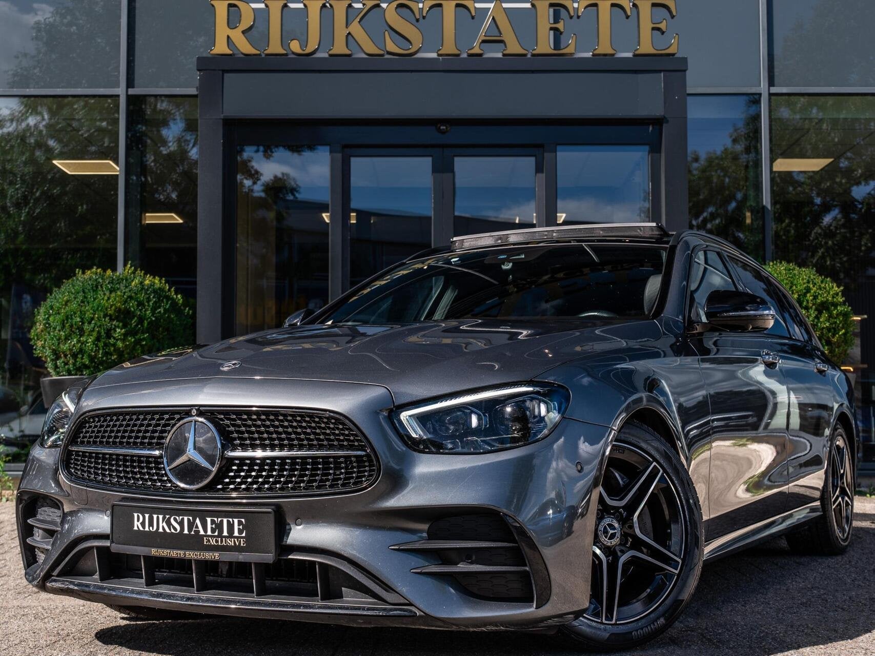 Mercedes E-klasse Estate E200 AMG Line|PANO|NAP|MEMORY|360°, Auto's, Mercedes-Benz, Achterwielaandrijving, Gebruikt, 4 cilinders