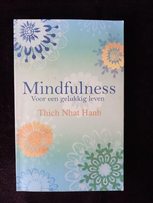 Mindfulness voor een gelukkig leven - Thich Nhat Hanh  nieuw, Boeken, Ophalen of Verzenden, Nieuw, Spiritualiteit algemeen, Overige typen