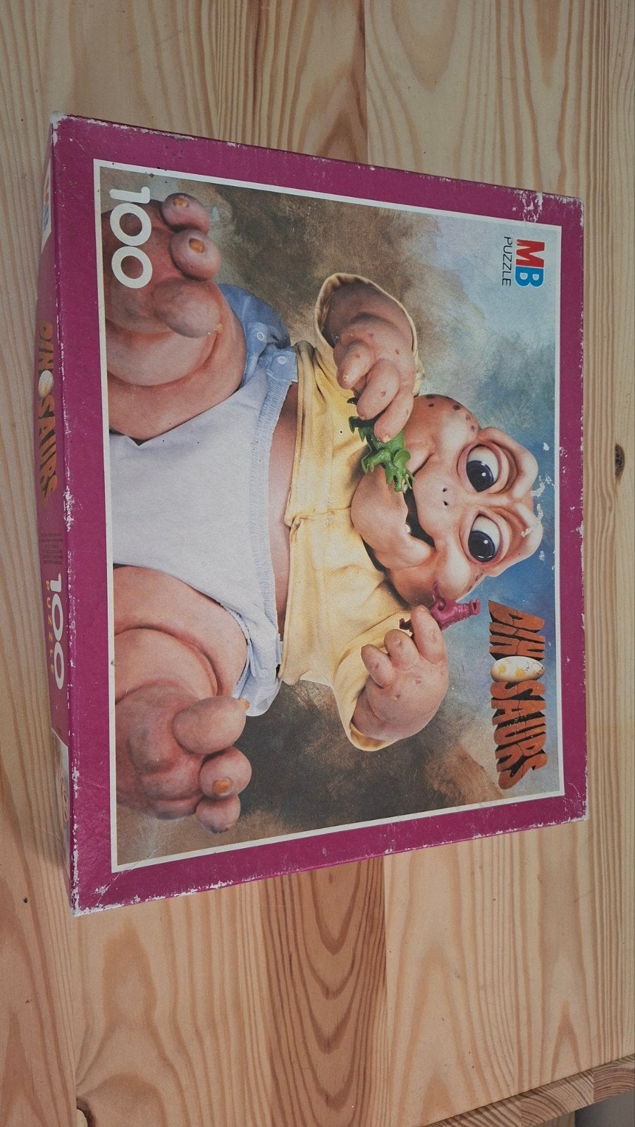 Vintage MB Puzzel Dinosaurs 100 stukjes, Ophalen of Verzenden, Minder dan 500 stukjes, Gebruikt, Legpuzzel