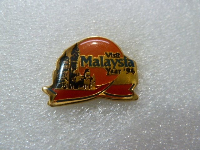 Vintage 'Visit Malaysia Year '94' Pin, Verzamelen, Ophalen of Verzenden, Gebruikt, Stad of Land, Speldje of Pin