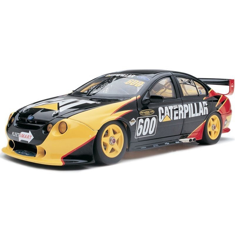 1/18 Simon Wills 2002 Bathurst AU Falcon Caterpillar, Ophalen of Verzenden, Nieuw, Auto, Overige merken