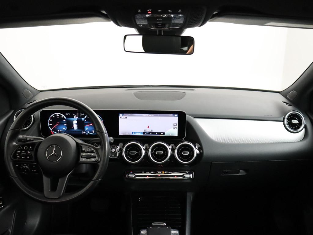 Mercedes-Benz B-klasse 180 Business Solution | Elektrisch Pa, 136 pk, Gebruikt, 4 cilinders, 700 kg