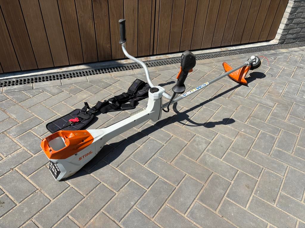 Stihl FSA 200 prof. accu bosmaaier body hele nette!!, Tuin en Terras, Bosmaaiers, Ophalen, Zo goed als nieuw