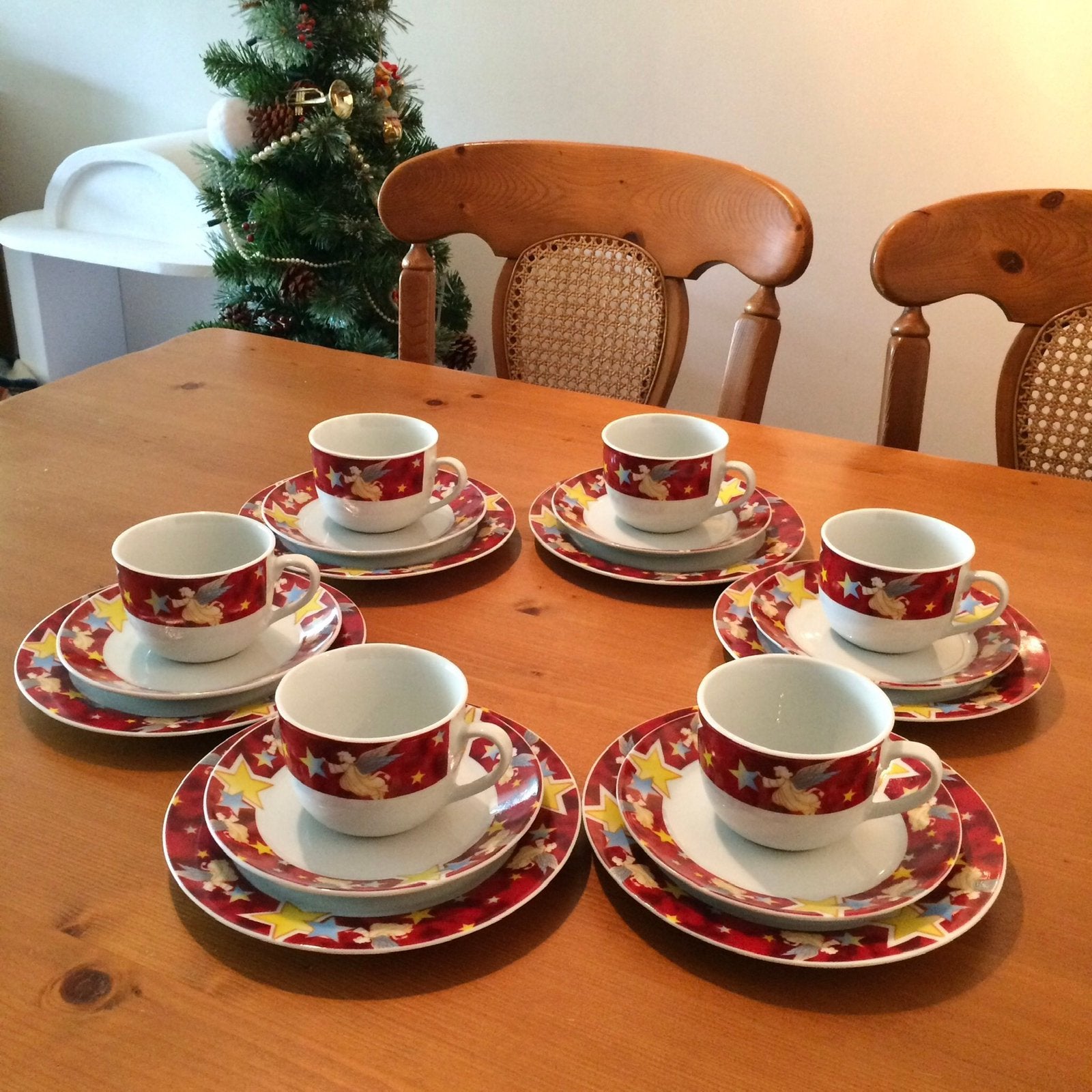 6 Persoons 18-delig Kerst Ontbijtservies, Huis en Inrichting, Keuken | Servies, Overige merken, Klassiek, Nieuw, Ophalen of Verzenden