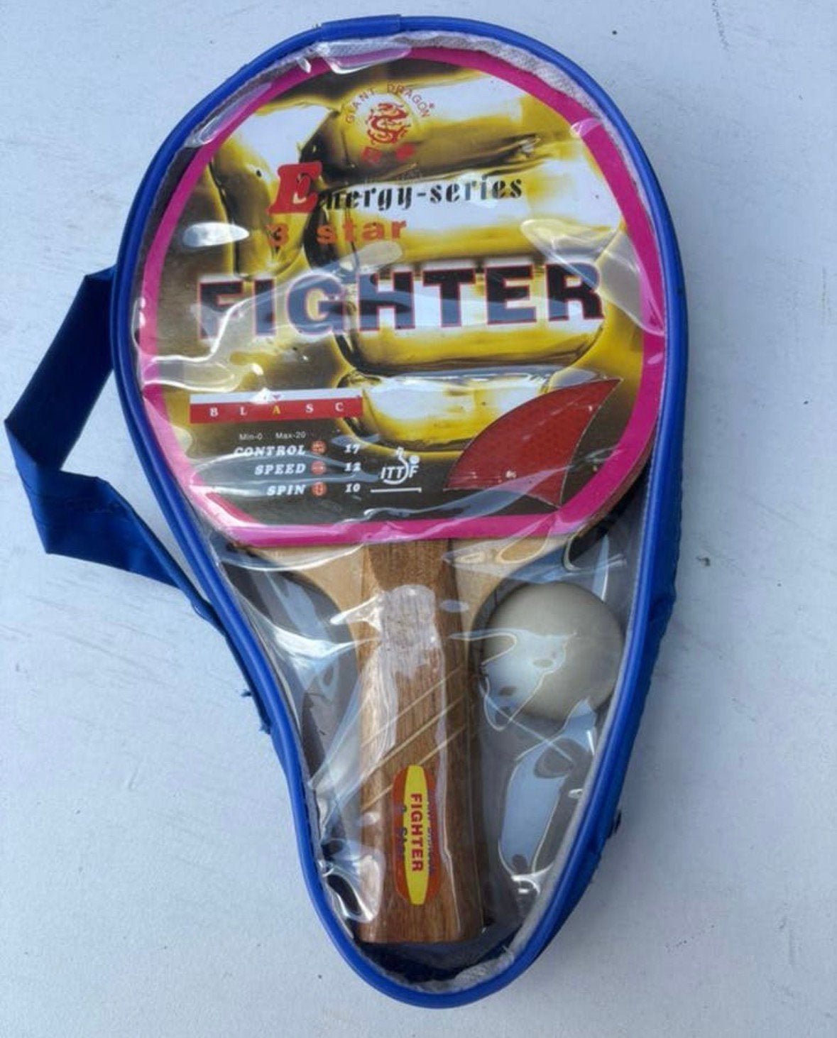 Fighter Tafeltennis setje 2 bedjes en 1 balletje, Sport en Fitness, Tafeltennis, Verzenden, Zo goed als nieuw, Net, Batje(s) of Balletje(s)