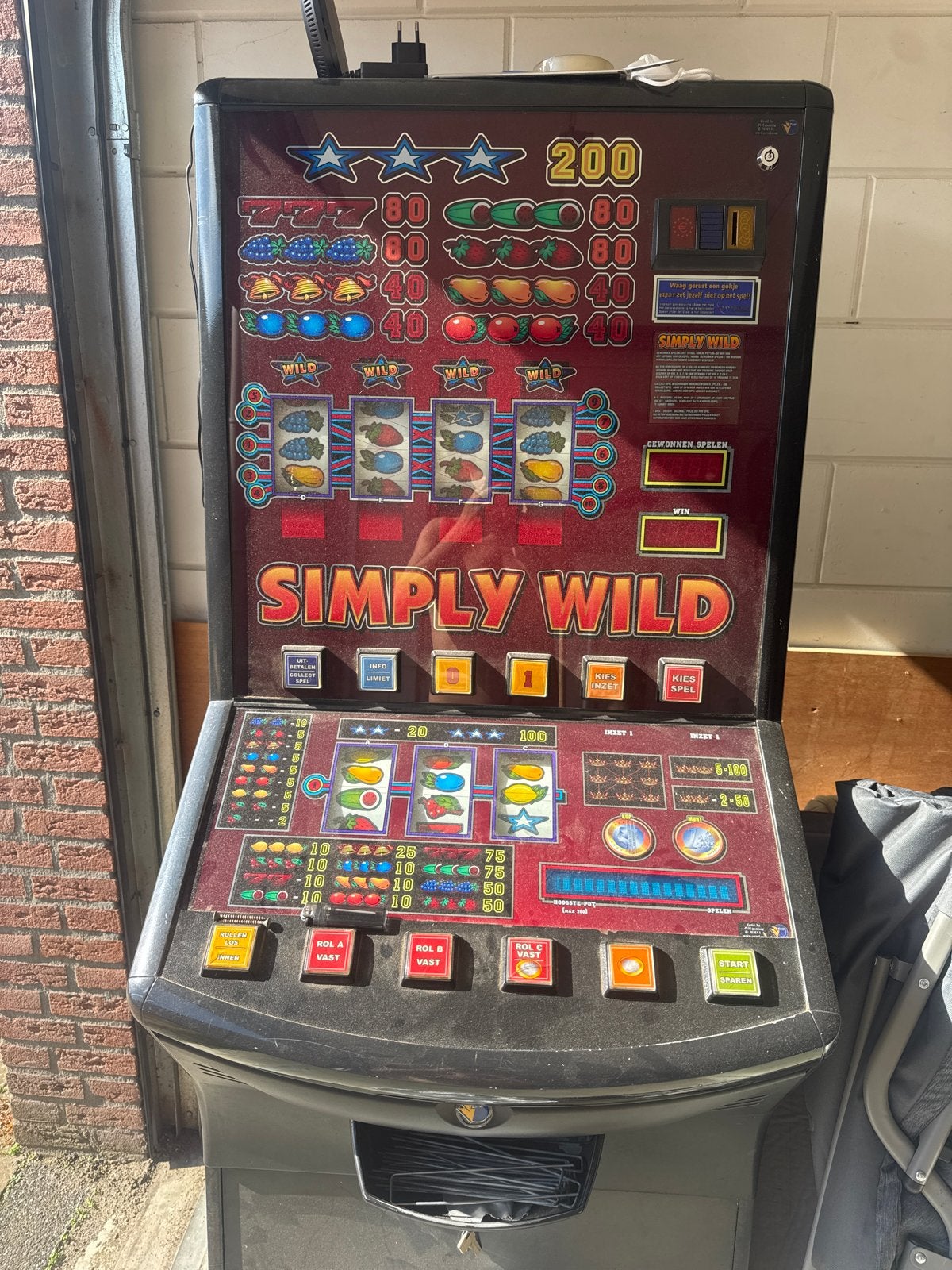 Simply Wild gokkast - Storing verhelpen en nakijken, Ophalen of Verzenden, Gebruikt