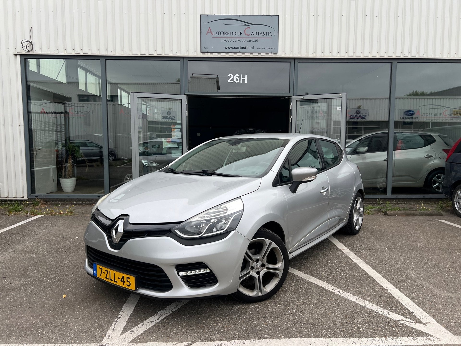 Renault Clio 1.2 GT AUTOMAAT | NAVI | CLIMA | CRUISE | CAMER, Euro 5, Automatische klimaatregeling, Gebruikt, 49 €/maand