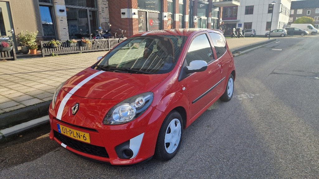 Renault Twingo 1.2 16V 2011 Rood, Auto's, 839 kg, 74 pk, Centrale vergrendeling, 4 cilinders