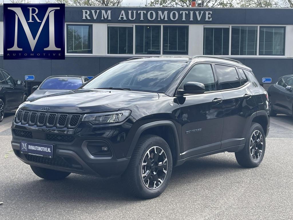 Jeep Compass 4xe 240 Plug-in Hybrid Electric Trailhawk PHEV|, Auto's, Jeep, Automaat, Stof, 4 cilinders, Zwart