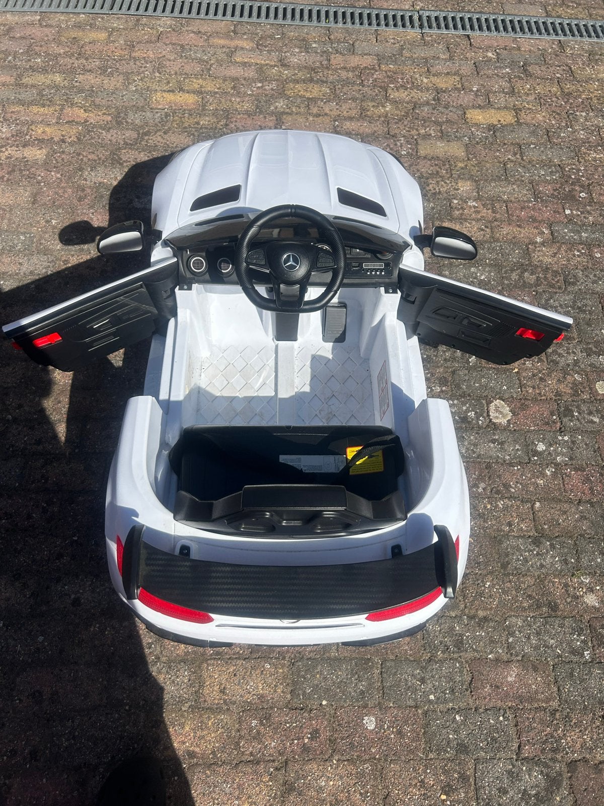 Kinder accu auto met afstandsbediening, Gebruikt