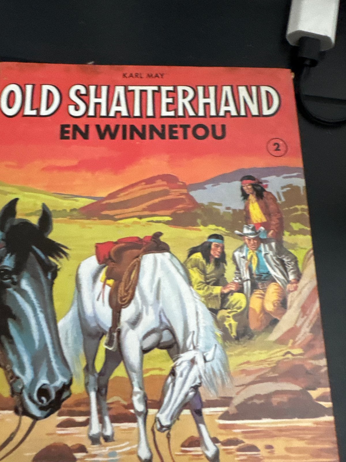 Karl May - Old Shatterhand en Winnetou (deel 2), Ophalen of Verzenden, Gelezen