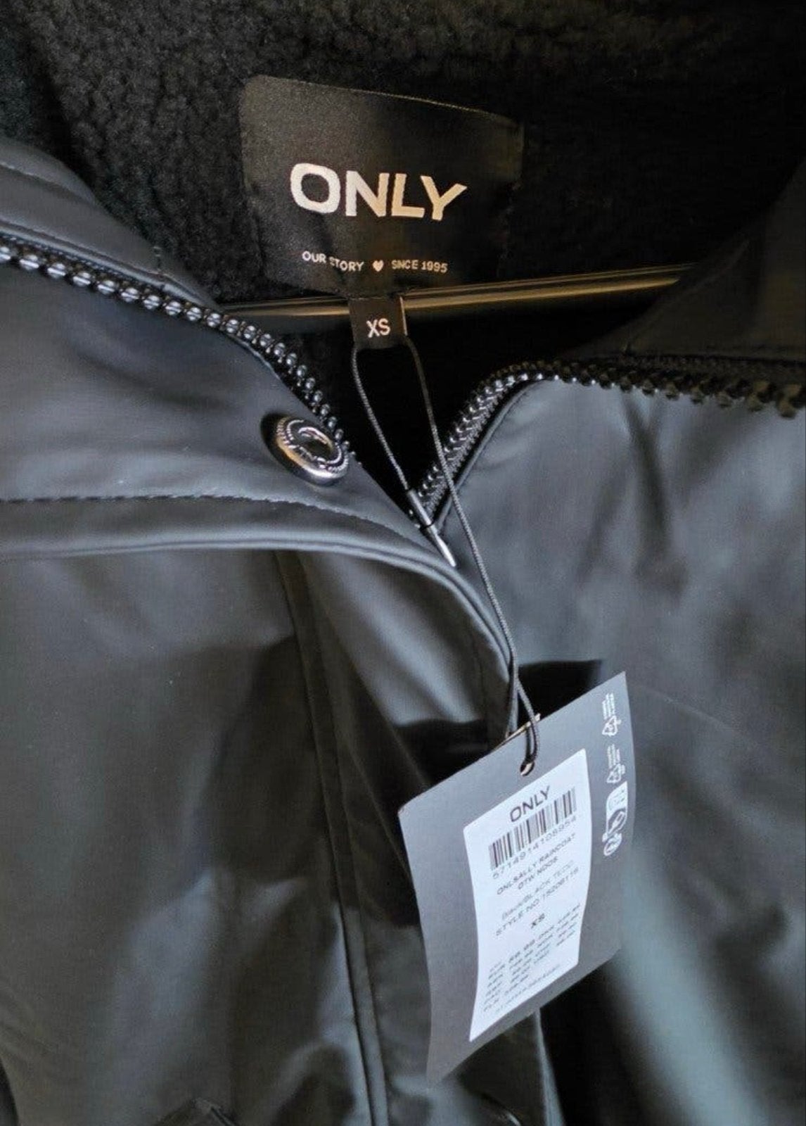 Nieuwe zwarte Only gevoerde regenjas - XS, Ophalen of Verzenden, Nieuw, Maat 34 (XS) of kleiner, Zwart