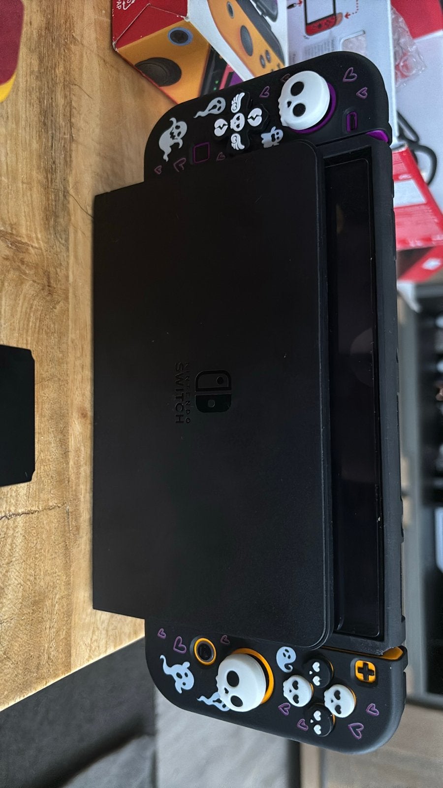 Nintendo Switch OLED met extra's en games, Switch OLED, Met games, Ophalen of Verzenden, Zo goed als nieuw